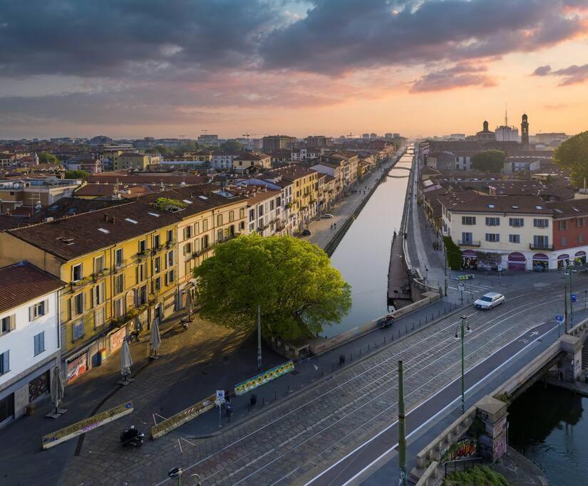 Navigli - Downtown - Duomo Spacious Two Bedroom Apartment - Close To Metro - Ac - Wi-Fi 밀라노 외부 사진