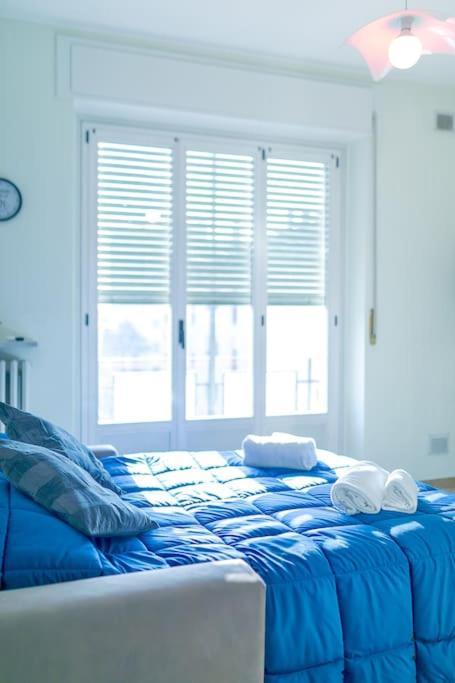Navigli - Downtown - Duomo Spacious Two Bedroom Apartment - Close To Metro - Ac - Wi-Fi 밀라노 외부 사진