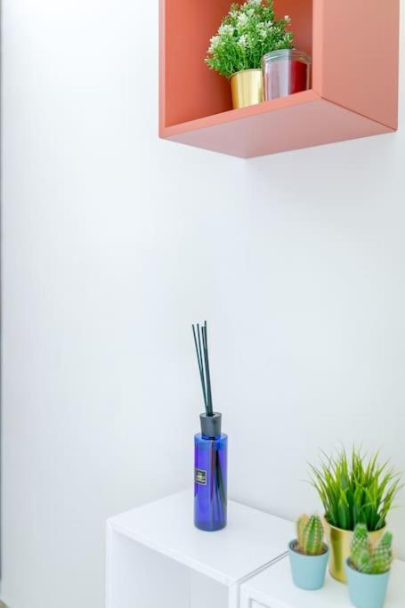 Navigli - Downtown - Duomo Spacious Two Bedroom Apartment - Close To Metro - Ac - Wi-Fi 밀라노 외부 사진